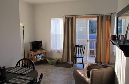 Kodiak Apartment | Clean, Comfortable, Economical With Lake Views