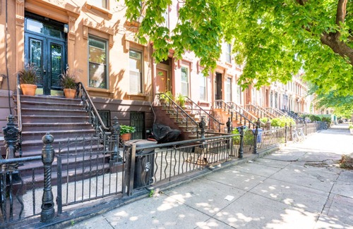 Bedford-Stuyvesant House | Clean & Elegant 2br Apt In A Brownstone Home
