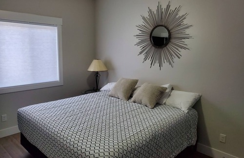 Jerome Apartment | Clean, private entrance, easy check-in and out(door code).2.3 miles from Walmart