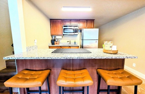 Mid America Condo | Clearwater Golden Escape