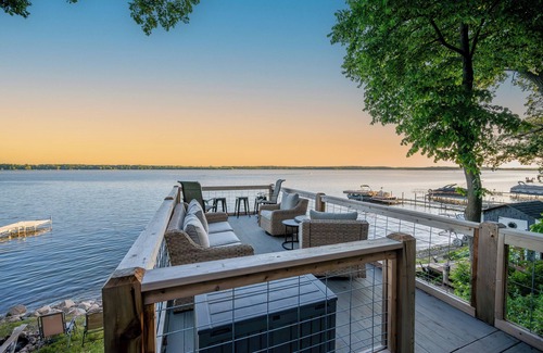 Annandale House | Clearwater Lake Retreat - Great for families!