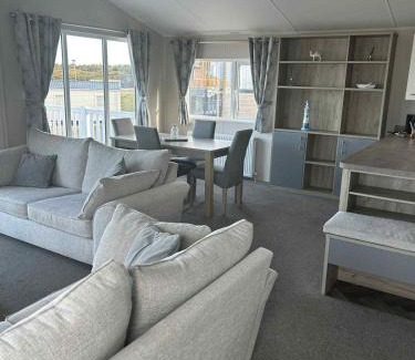 Lossiemouth House | Clearwater Lodge
