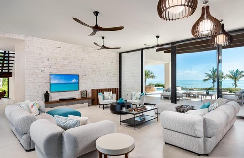 Long Bay Villa | Clevelander