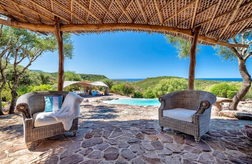 Alghero Villa | ClickSardinia Villa Tempra. Luxury retreat for peace of mind. Min. stay 28 night
