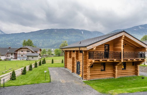 Jenig House | Clofers Leisure Lodges Jenig