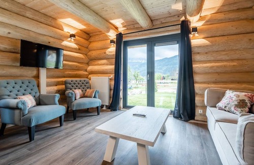 Jenig House | Clofers Leisure Lodges Jenig