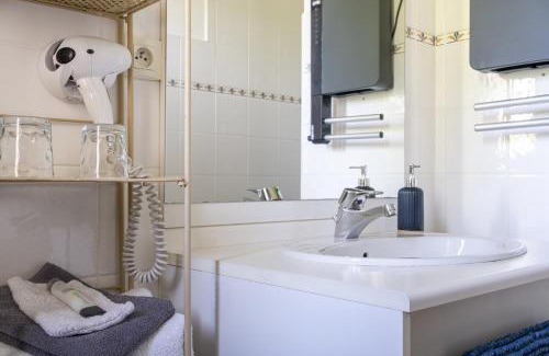 Chemille-Melay House | Clos Du Marais