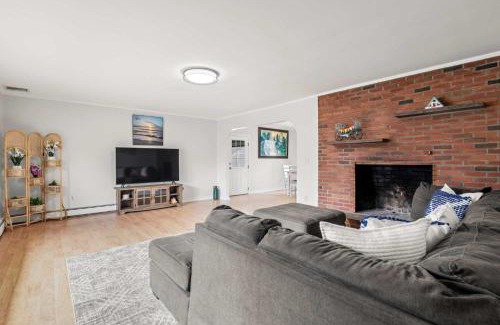 South Yarmouth House | Close to Attractions Spacious Family Home