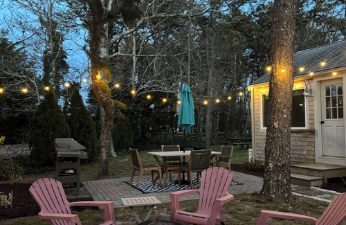West Chatham Cottage | Close to Beach Renovated Dog Friendly Cape Cottage