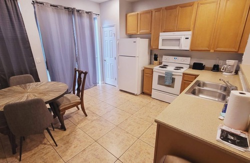 Crestwynd Bay House | Close to Disney 3 bedroom 3 bath-Unit12 Crestwynd