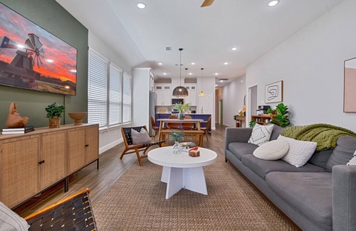 McKinney House | Close to Downtown McKinney! Fire Pit | 4BD+Office