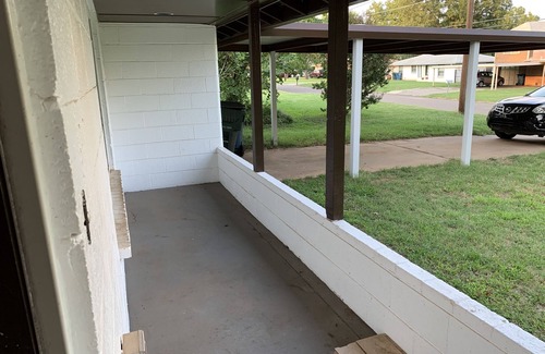Midwest City House | Close to downtown Okc and Tinker