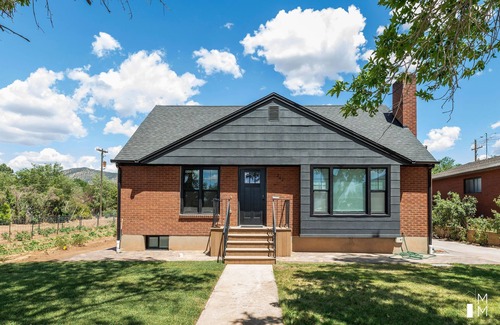 Cedar City House | Close to historic downtown Cedar City, SUU, and the Shakespeare Festival.