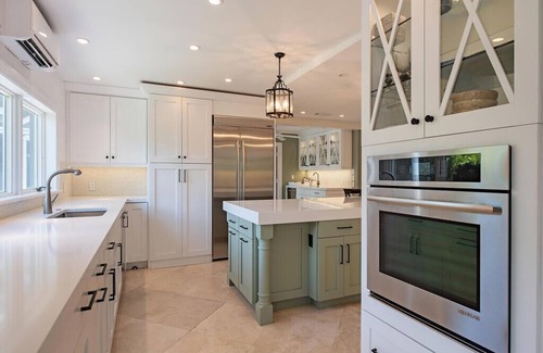 Coquina Sands House | Close to Naples Beach and downtown 5 bedroom/5 bath pool home with pool cabanan