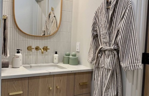 Crested Butte Hotel | Cloud City Suite at The Outpost (1BR)