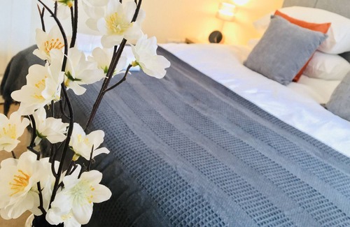 Woking Apartment | Cloud9SA - Kingfisher Court