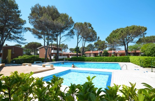 Bibione Lido dei Pini House | Club dei Pini by Interhome