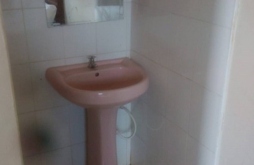 Juja Hotel | Club Icon Guest House