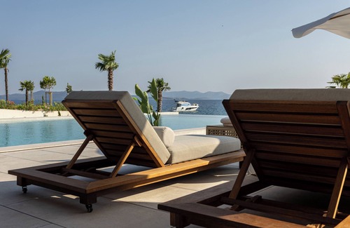 Ugljan Villa | Club Villa - Modern and Serviced 4 bedroom Villa on the Croatian coast