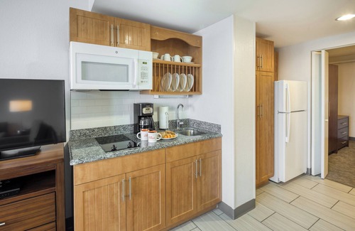 Yachting Village Hotel | Club Wyndham Inn on the Harbor