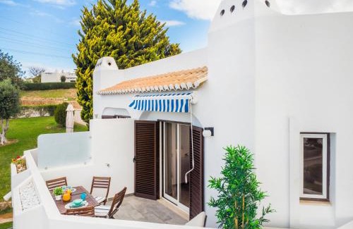 Alpouvar Apartment | Clube Albufeira: 2BR Prime Holidays Retreat