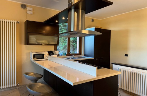 Menaggio Apartment | Clubhouse