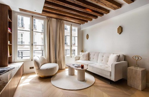 Les Halles Apartment | CMG- Magnifique appartement - Louvre / Saint Honore - 2