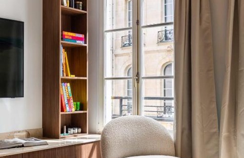 Les Halles Apartment | CMG- Magnifique appartement - Louvre / Saint Honore - 2