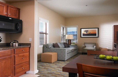 Palm Desert Resort | Coachella 2025! 1st wkend Two FREE nights! Mon, Tues.