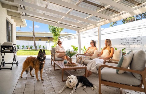 Maroochydore House | Coastal Comfort: Relax & Recharge in Maroochydore