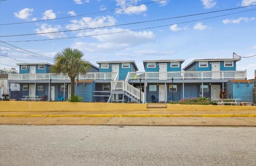 San Jacinto Apartment | Coastal Cottages by Ryson Vacation Rentals