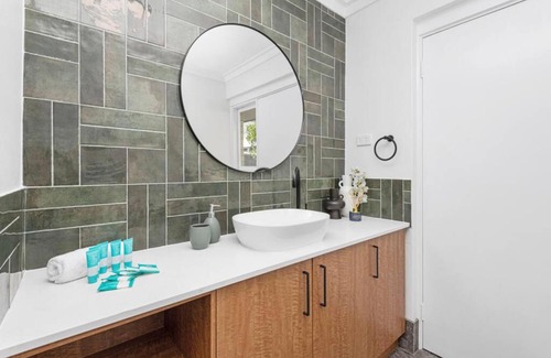 Scarborough House | Coastal Elegance A Luxurious Dreamy Escape