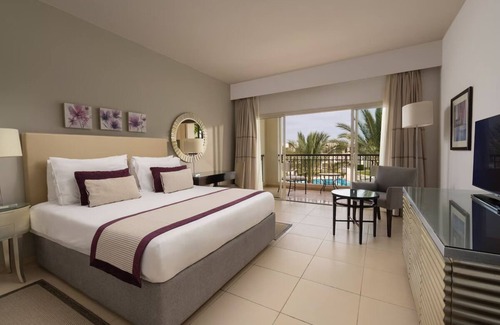 Marsa Matruh Hotel | Coastal Elegance Near Almaza Bay Beach with Pool - Room with Side Sea View