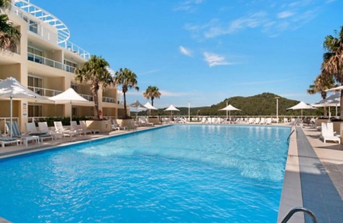Ettalong Beach House | COASTAL HAVEN - ETTALONG BEACH RESORT