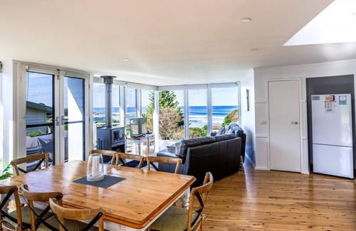 Skenes Creek House | COASTAL HAVEN - Ocean views, walk to beach