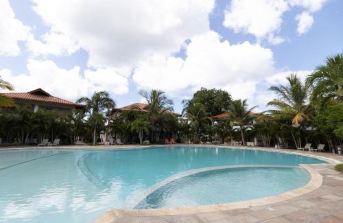 Los Melones Apartment | Coastal Luxury 2-Bed w Pool Access in Bayahibe