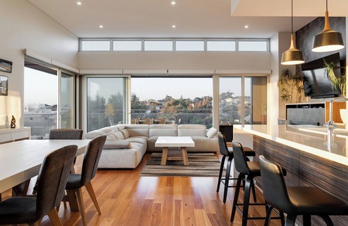 Marmion House | Coastal Luxury with Sunset Views