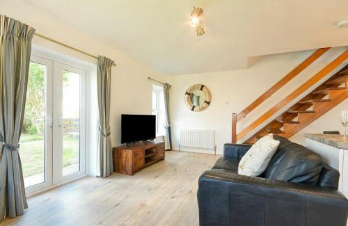 Beadnell House | Coastal Plaice