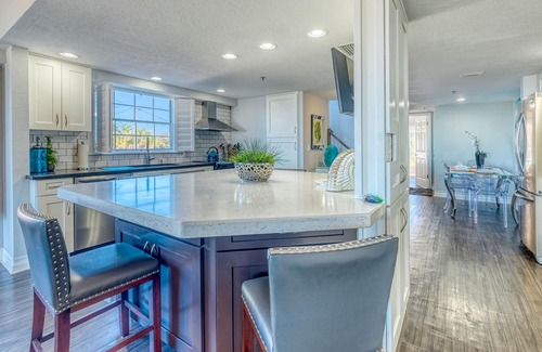 Independence Square House | COASTAL RETREAT! Perfect Beach Location! Walk to Restaurants & More!