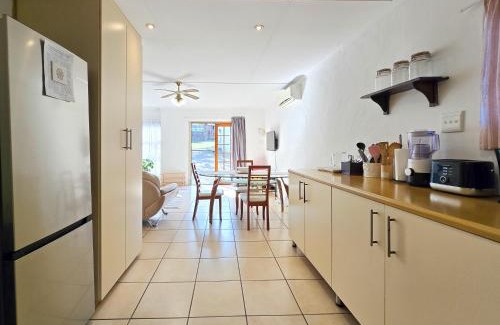 Beacon Bay House | Coastal Retreat
