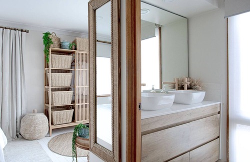 Blue Bay House | Coastelle at Blue Bay - absolute beachfront by beach stays