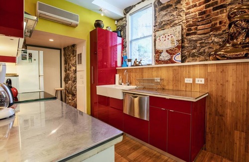Downtown Asheville Apartment | Cobalt Corner Dog Friendly Park Free Onsite