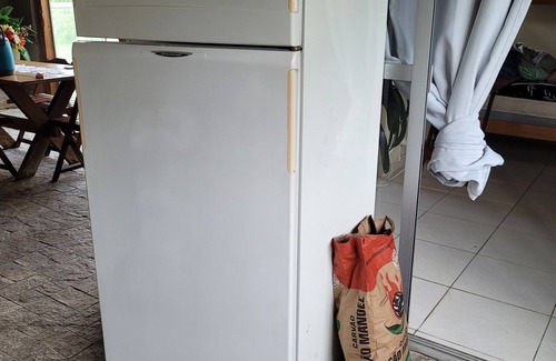 Vila Julia Apartment | Cobertura estilo loft no Guarujá 🏖
