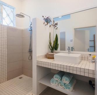 Pointe aux Canonniers House | Coco Beach I - Seaside Home , Pool , Beach at 200 meters