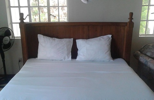 Galu Bed & Breakfast | Coco-De-Ville