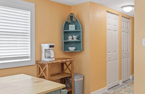 Port Canaveral Apartment | Cocoa Beach Hideaway – 1BR, Walk to the Sand