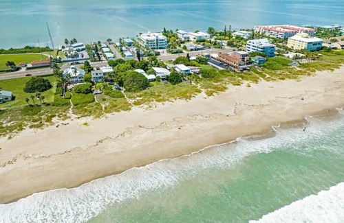 Orlando Beach Apartment | Cocoa Beach Waterfront Dream, Private Pier!