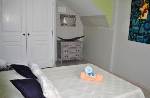 Pointe du Bout Apartment | CoCoKreyol - " GRENADINE "