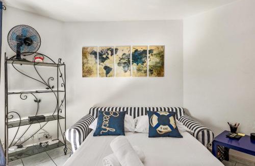 Menton Apartment | Cocon vu sur le port de menton