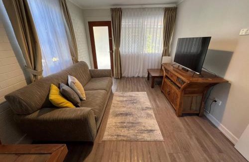 Scarness Apartment | Coconut Palms Unit 12
